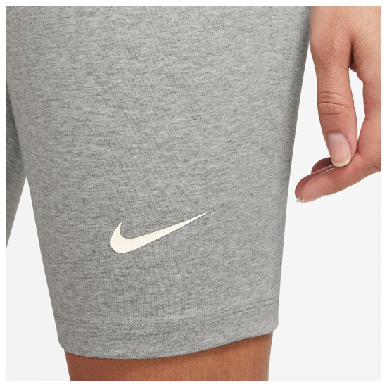 Nike Γυναικείο σορτς-κολάν Sportswear Classics High-Waisted 8'' Shorts